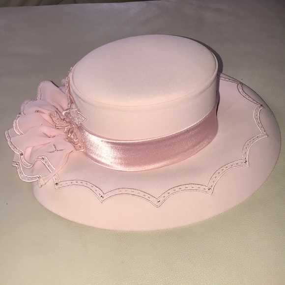 Hat - Picture 2 of 3